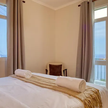 Freitas Panoramic, A In Madeira Понта-ду-Сол